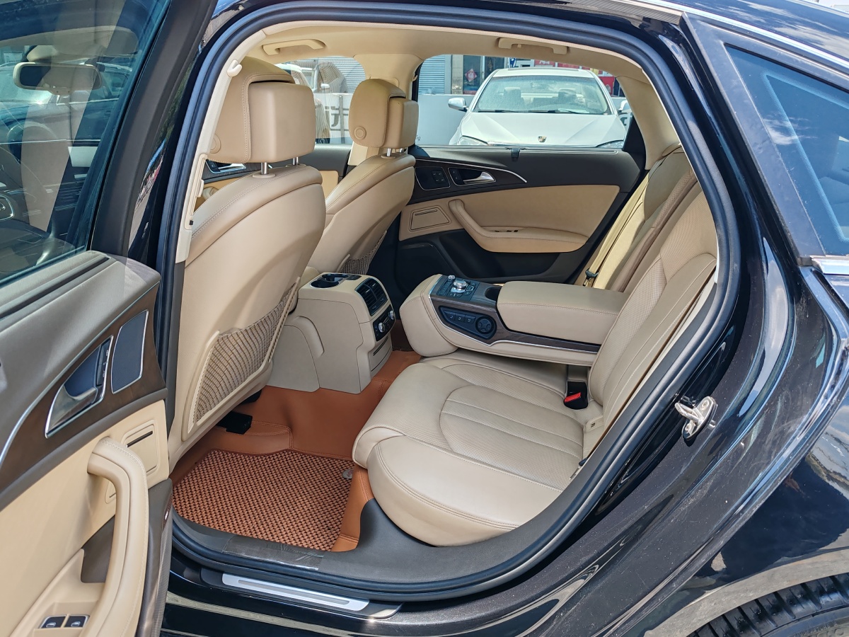 奧迪 奧迪A6L  2012款 50 TFSI quattro 豪華型圖片