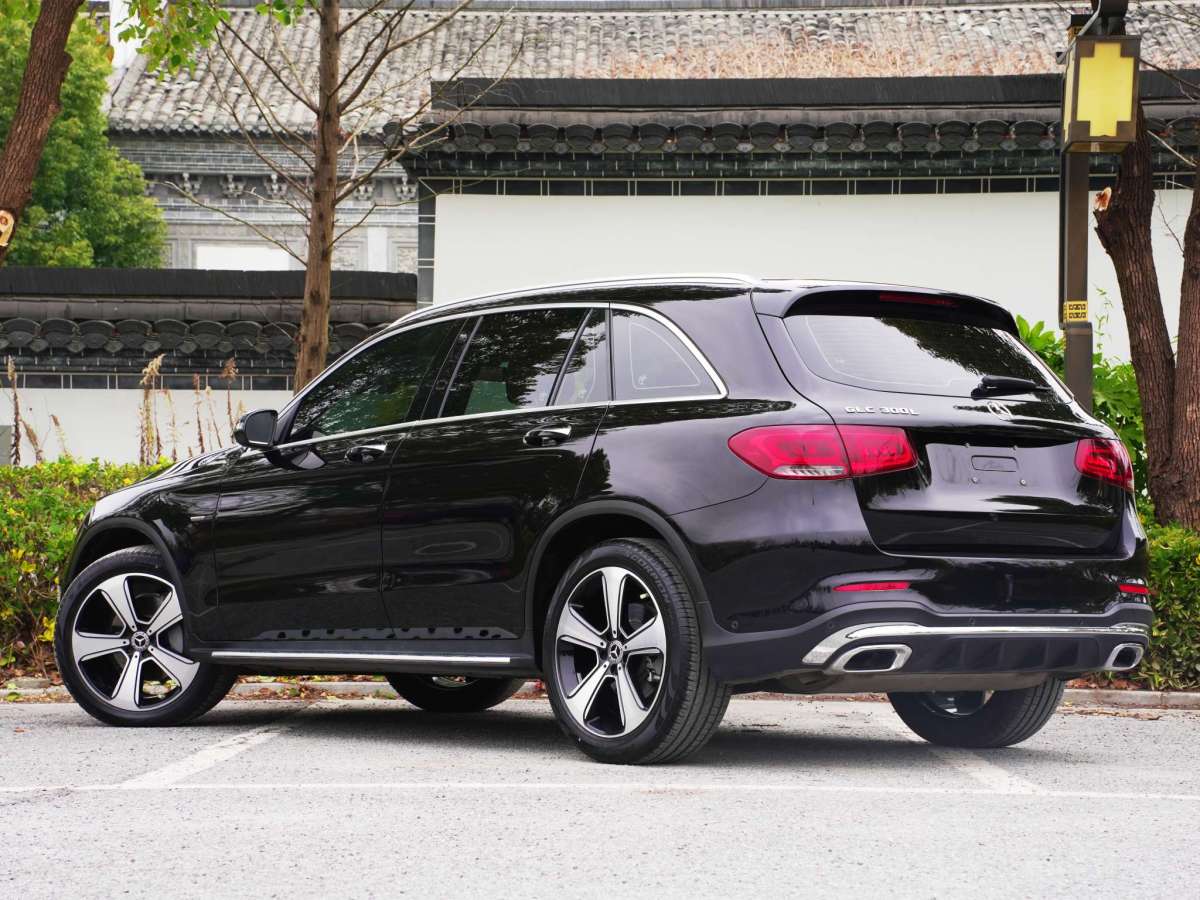 奔馳 奔馳GLC  2022款 改款 GLC 300 L 4MATIC 動感型臻藏版圖片