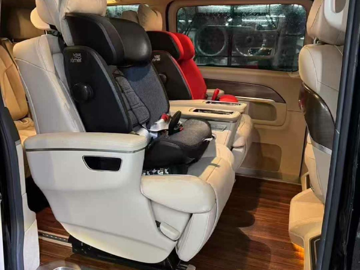 奔馳 V級  2021款 V 260 L 長軸距尊貴版圖片
