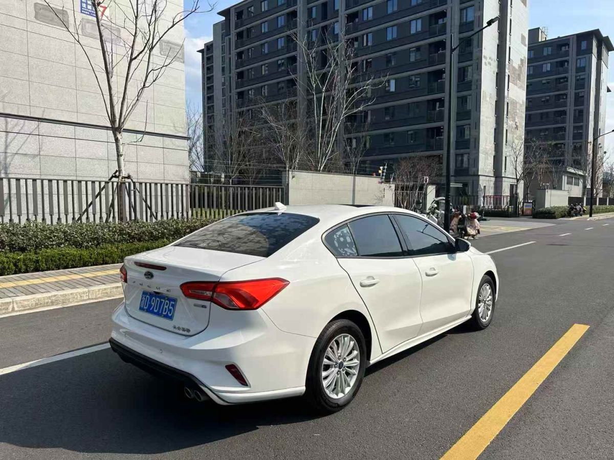 福特 福克斯  2019款 ST 歐洲版圖片
