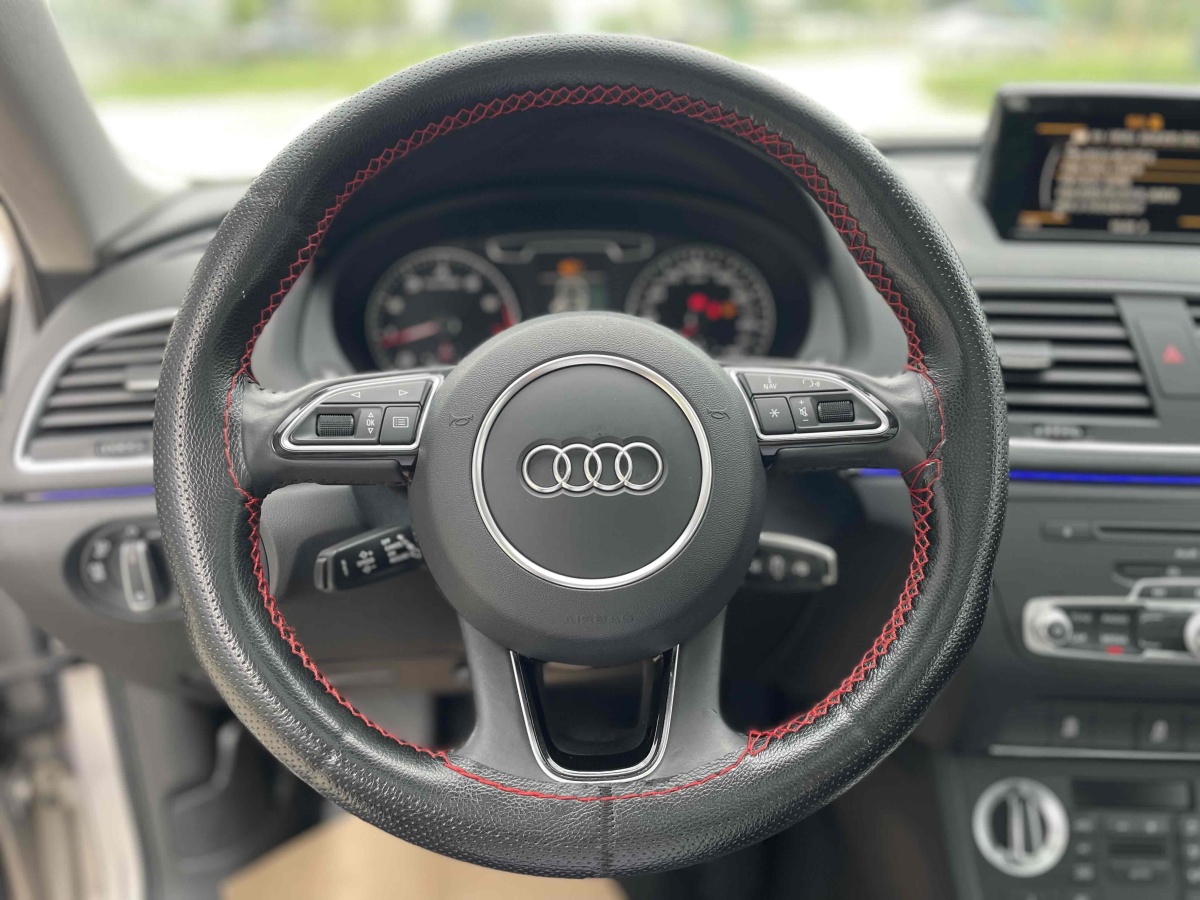奧迪 奧迪Q3  2013款 35TFSI 舒適型圖片