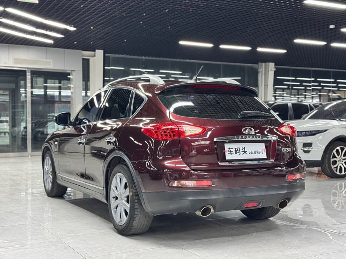 英菲尼迪 QX50  2013款 2.5L 四驅(qū)優(yōu)雅版圖片