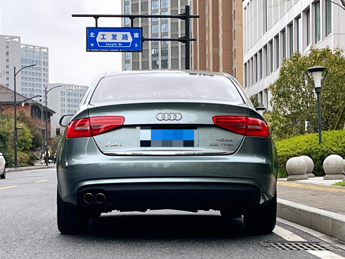 奧迪 奧迪A4L  2015款 35 TFSI 百萬紀念智領型圖片