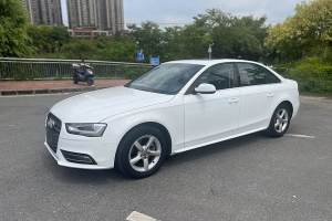 奥迪A4L 奥迪 35 TFSI 自动舒适型