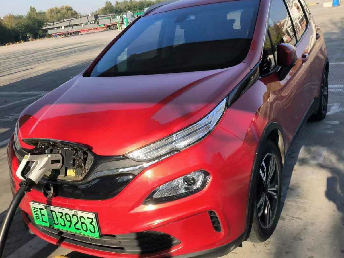 納智捷 優(yōu)6 SUV  2019款 1.8T 經(jīng)典天窗版圖片