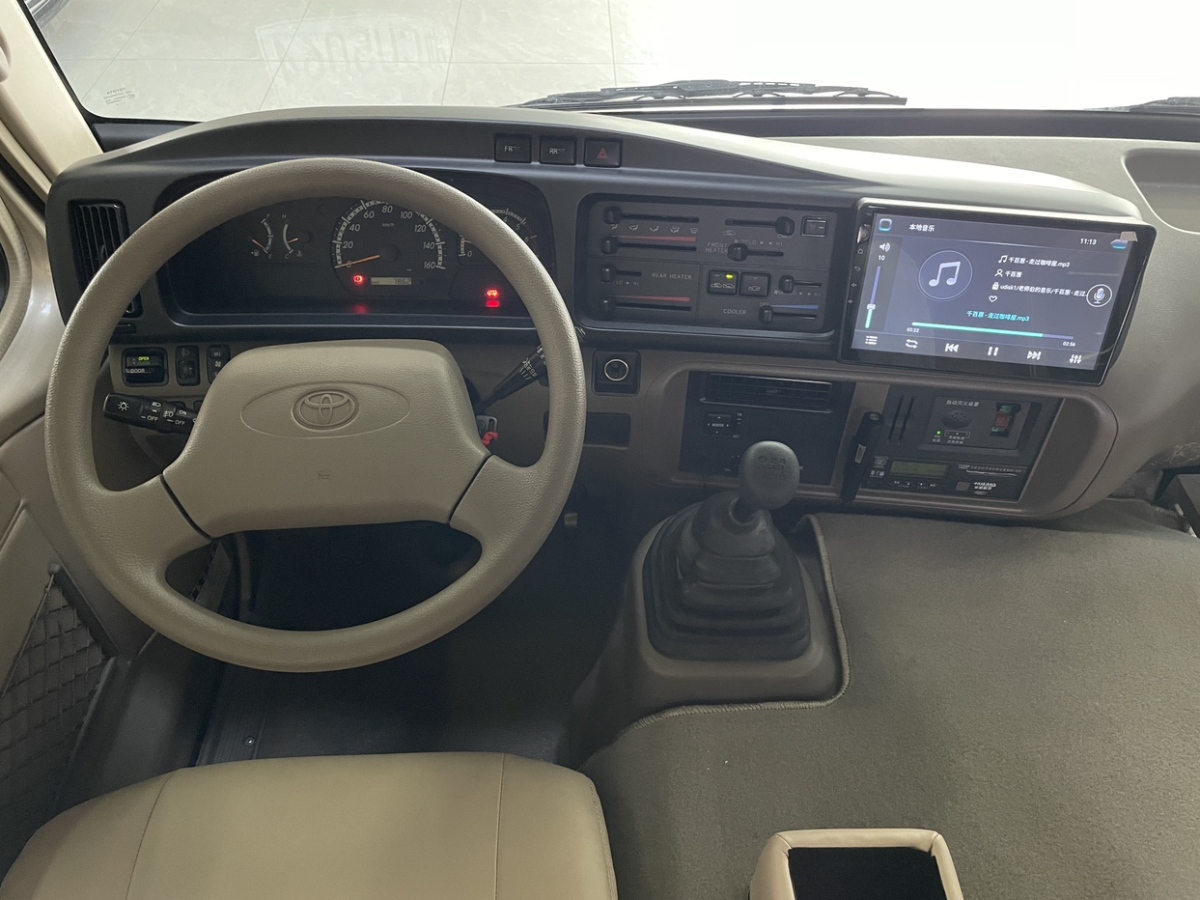丰田 柯斯达  2019款 4.0L豪华车GRB53L-ZCMEK 20座9GR图片