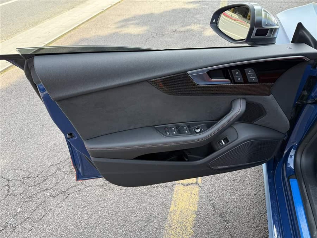 奧迪 奧迪S5  2023款 S5 3.0T Sportback圖片
