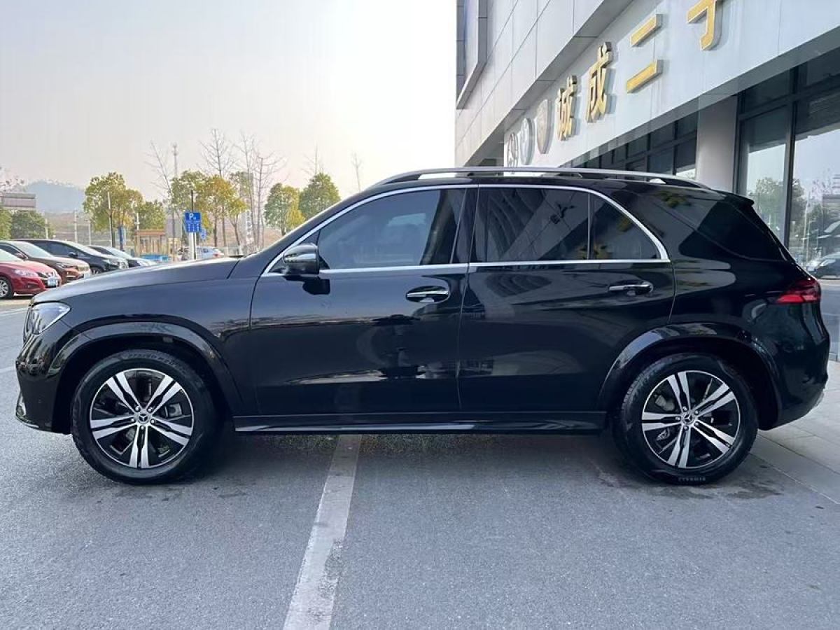 奔馳 奔馳GLE  2024款 改款 GLE 350 4MATIC 時尚型圖片