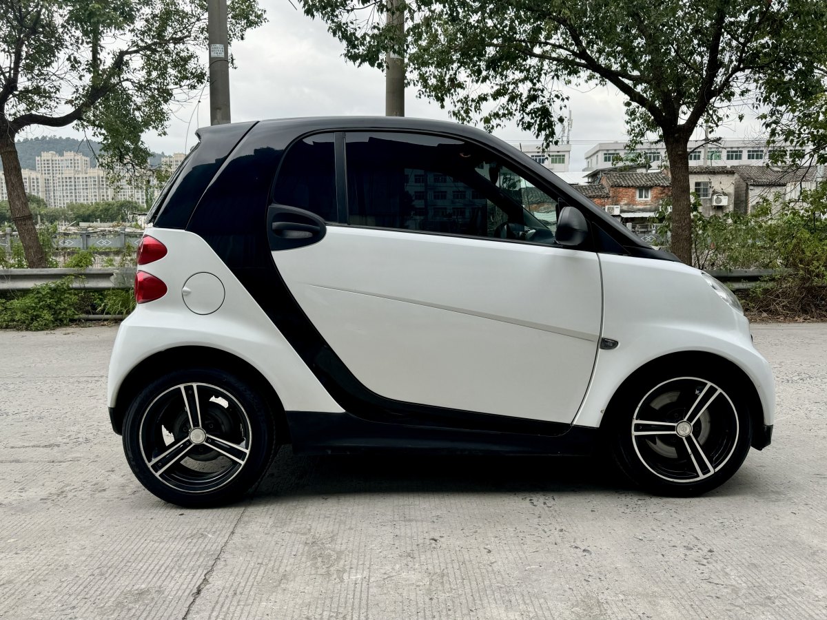 smart fortwo  2013款 1.0 MHD 硬頂城市游俠特別版圖片