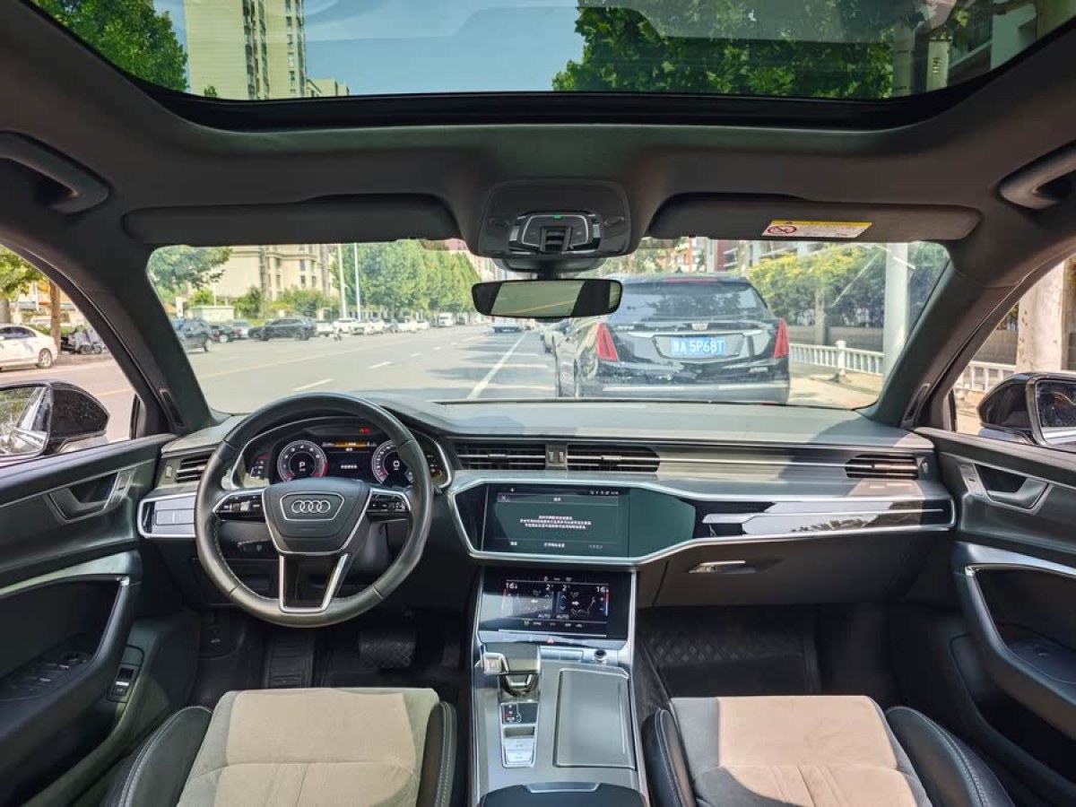奧迪 奧迪A6L  2023款 改款 45 TFSI 臻選動感型圖片