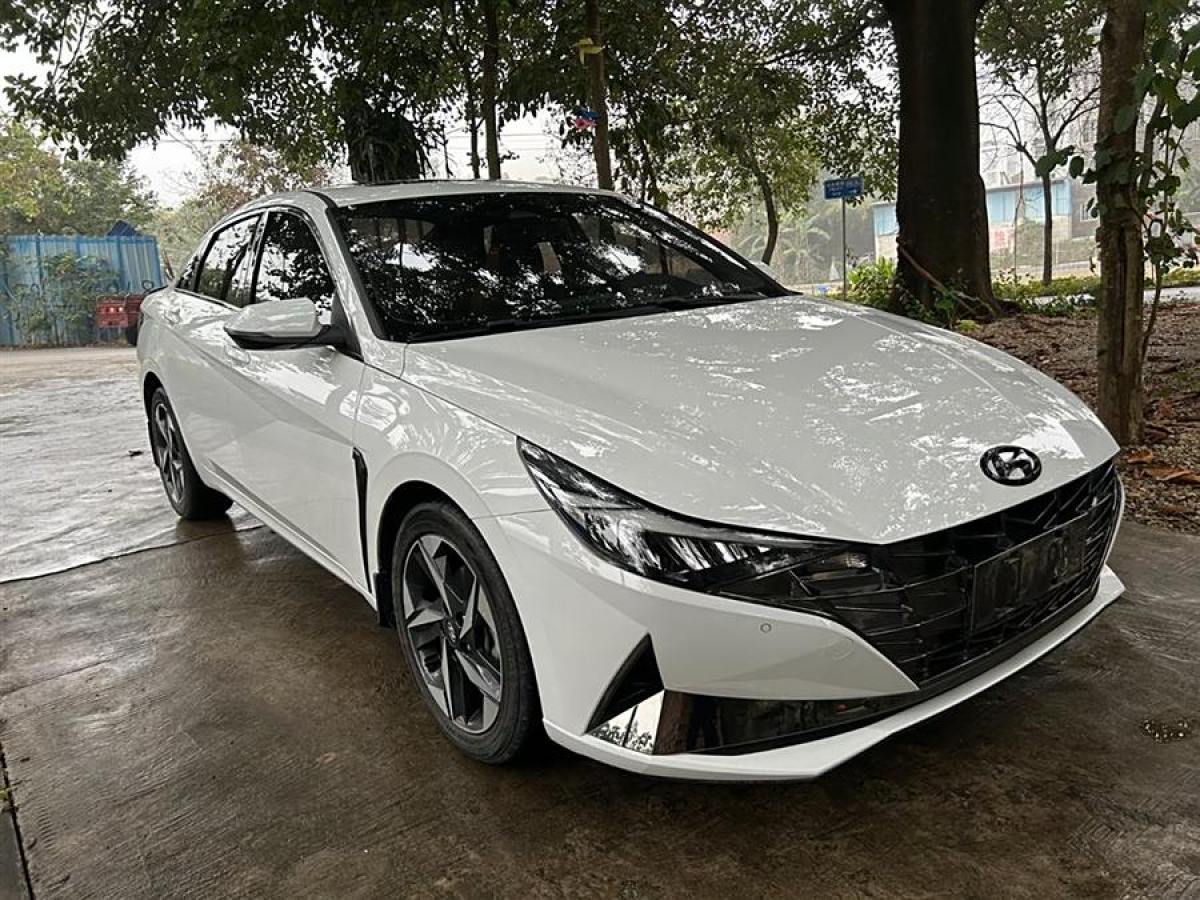 現(xiàn)代 伊蘭特  2022款 240TGDi DCT LUX尊貴版圖片