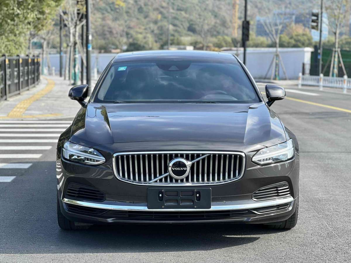 沃爾沃 S90新能源  2021款 T8 E驅(qū)混動 智逸豪華版圖片