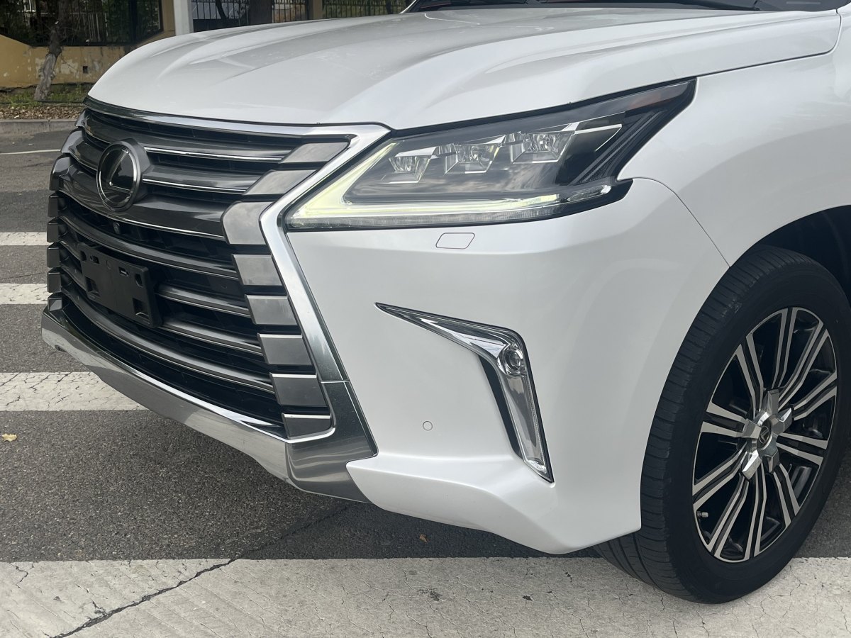 2019年5月雷克薩斯 LX  2013款 LX570