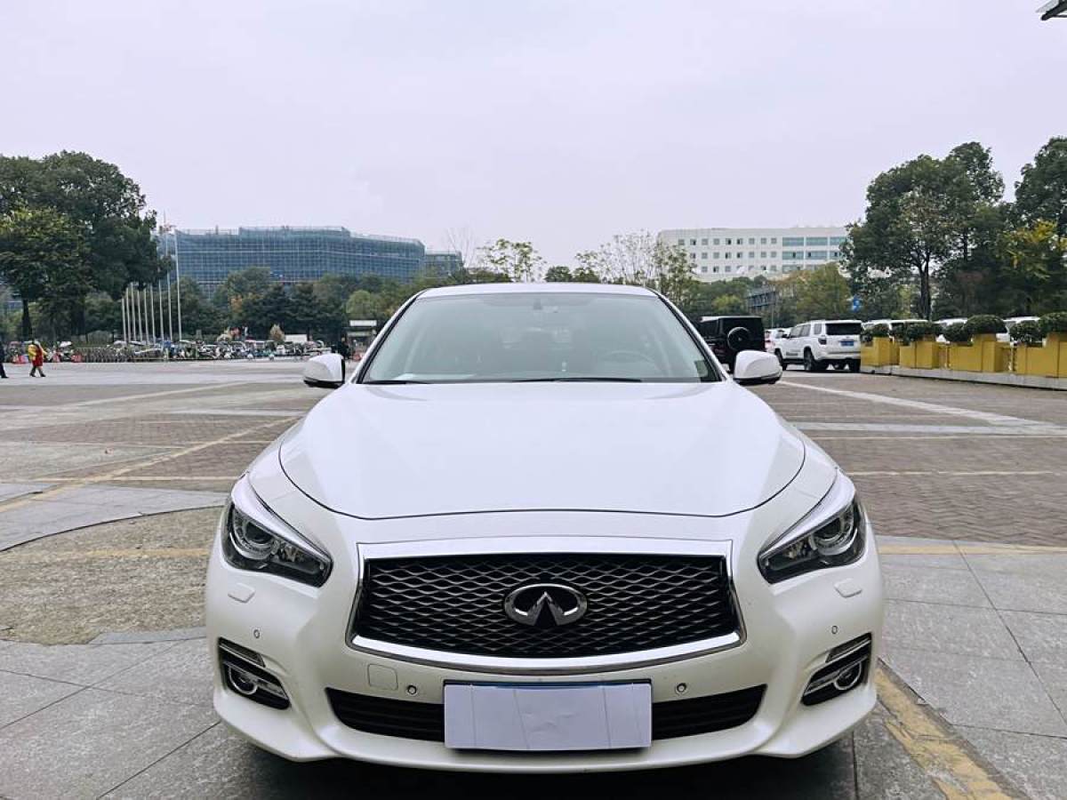 英菲尼迪 Q50L  2016款 2.0T 舒適版圖片