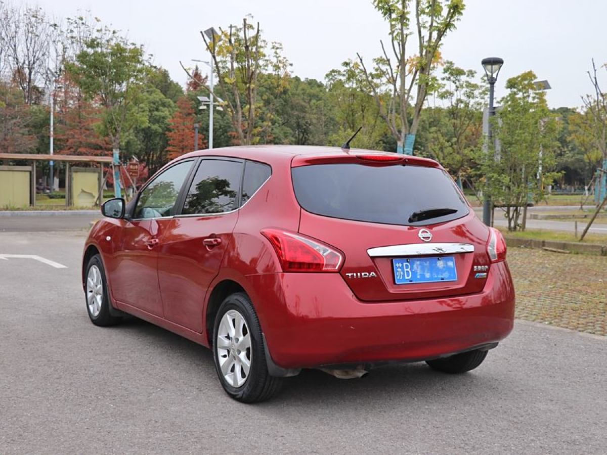 日產(chǎn) 騏達(dá)  2011款 1.6L CVT舒適型圖片