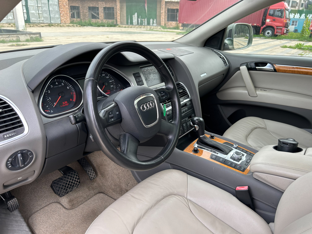 奧迪 奧迪Q7  2007款 3.6 FSI quattro 豪華型圖片