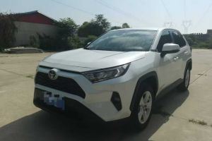 RAV4榮放 豐田 2.0L CVT四驅(qū)風(fēng)尚版