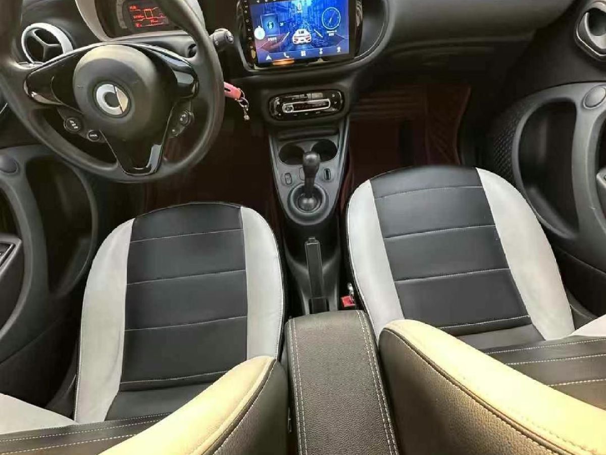 smart forfour  2016款 0.9T 66千瓦先鋒版圖片