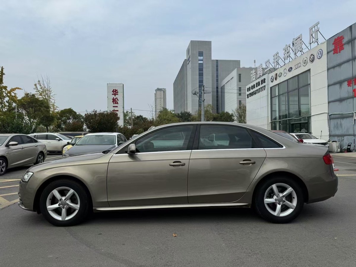 奧迪 奧迪A4L  2013款 35 TFSI 自動標準型圖片