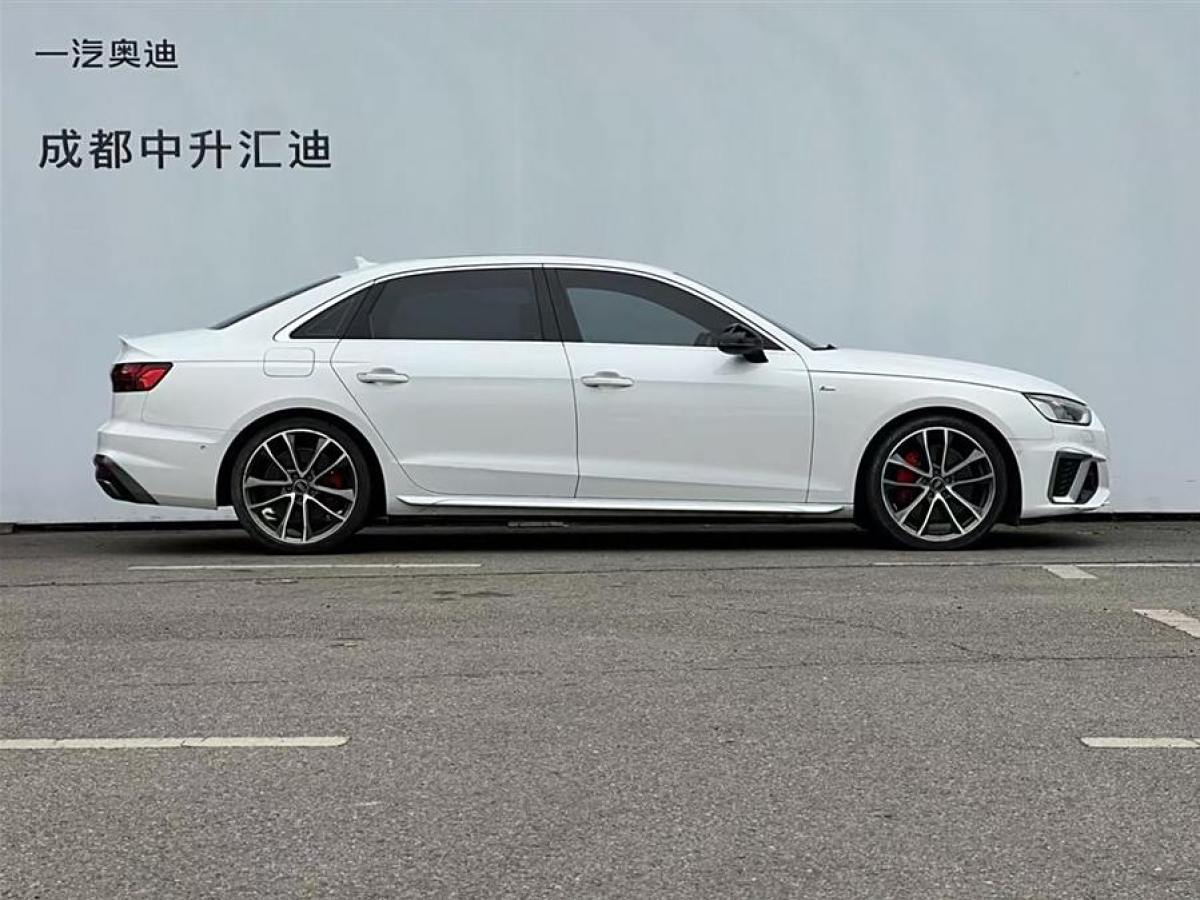 奧迪 奧迪A4L  2020款 45 TFSI quattro 臻選動感型圖片