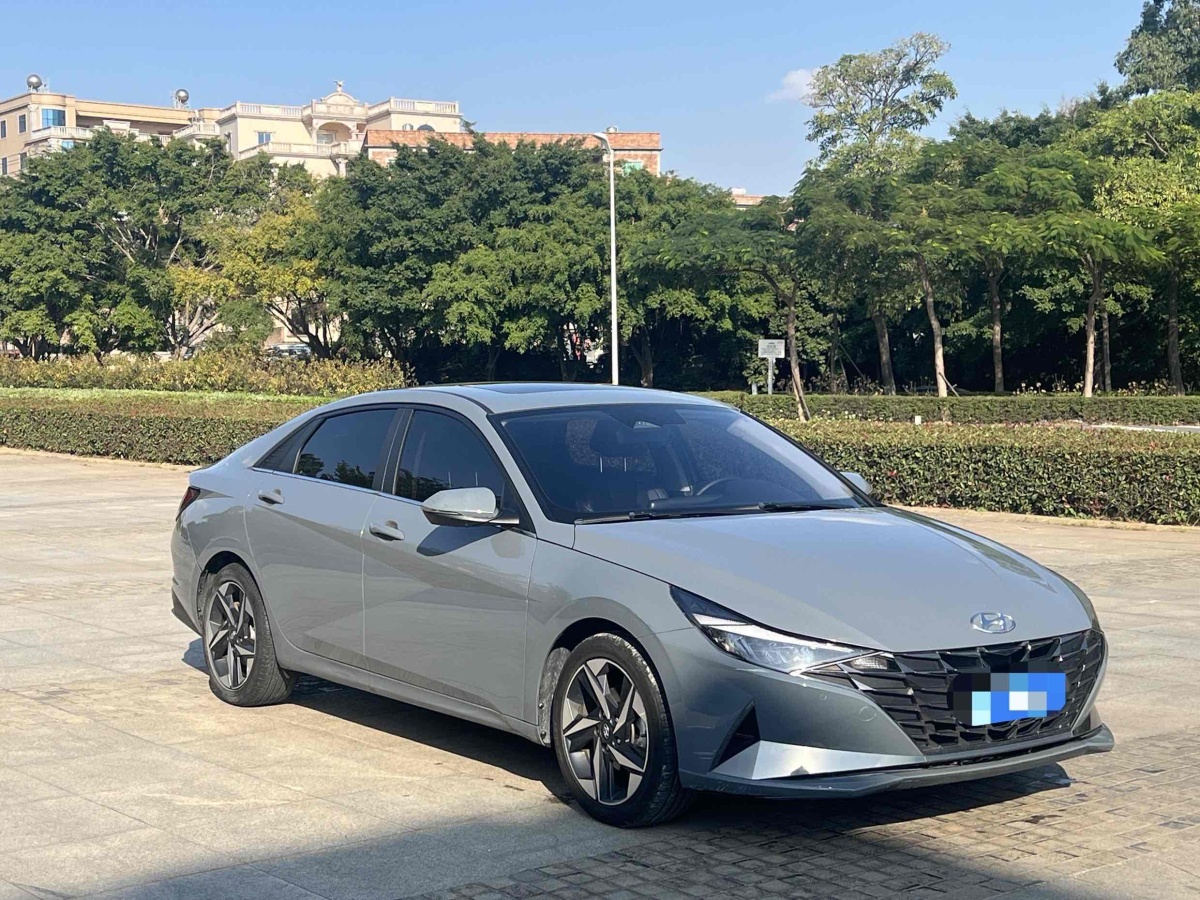 現(xiàn)代 伊蘭特  2021款 1.5L LUX尊貴版圖片