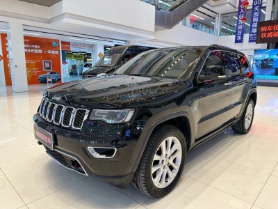 2019年01月 Jeep 大切諾基(進口) 3.0L 舒享導航版圖片