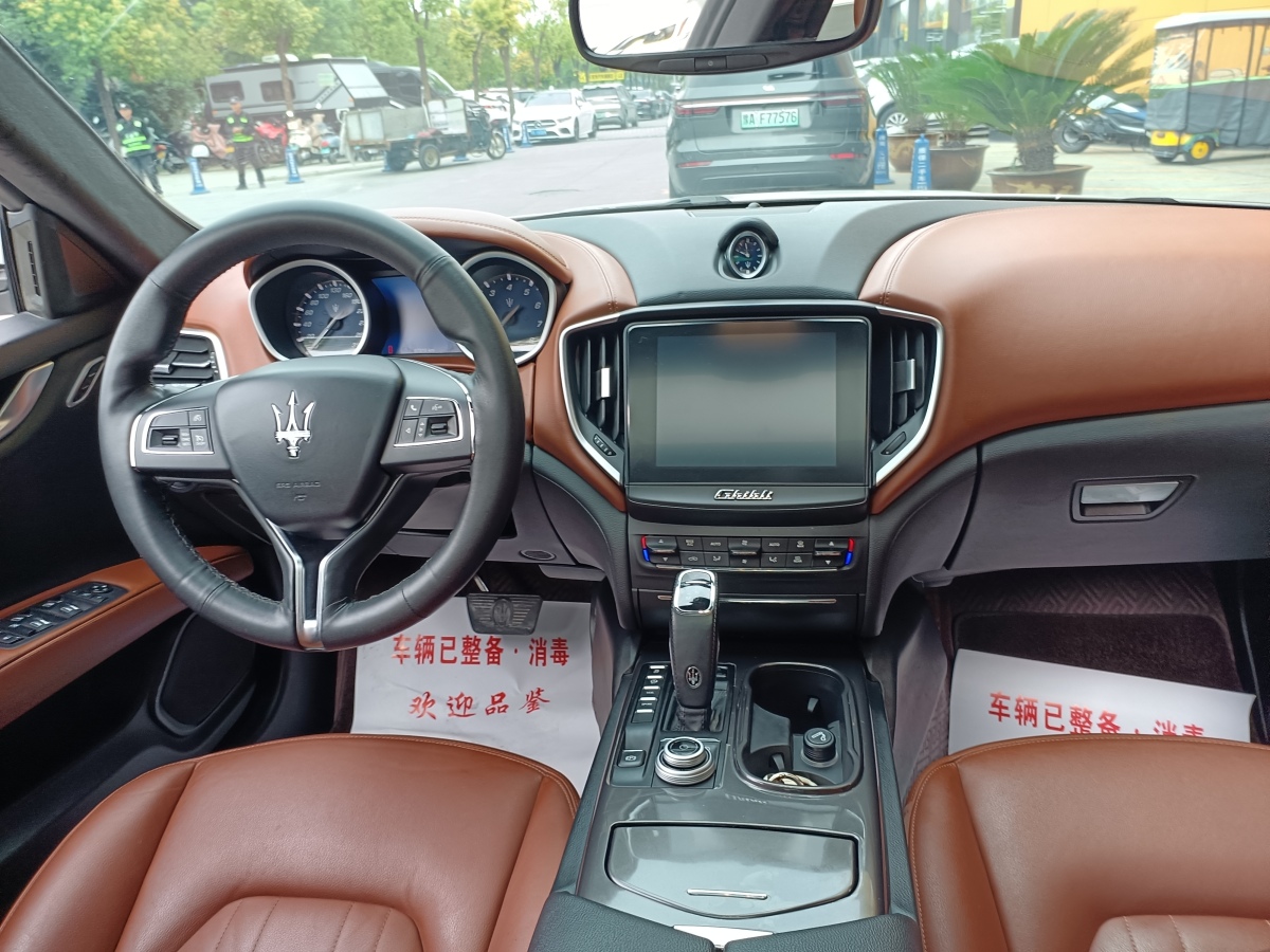 瑪莎拉蒂 Ghibli  2019款 3.0T 350Hp 標(biāo)準(zhǔn)版 國VI圖片