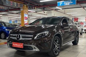 奔馳GLA 奔馳 GLA 200 時(shí)尚型