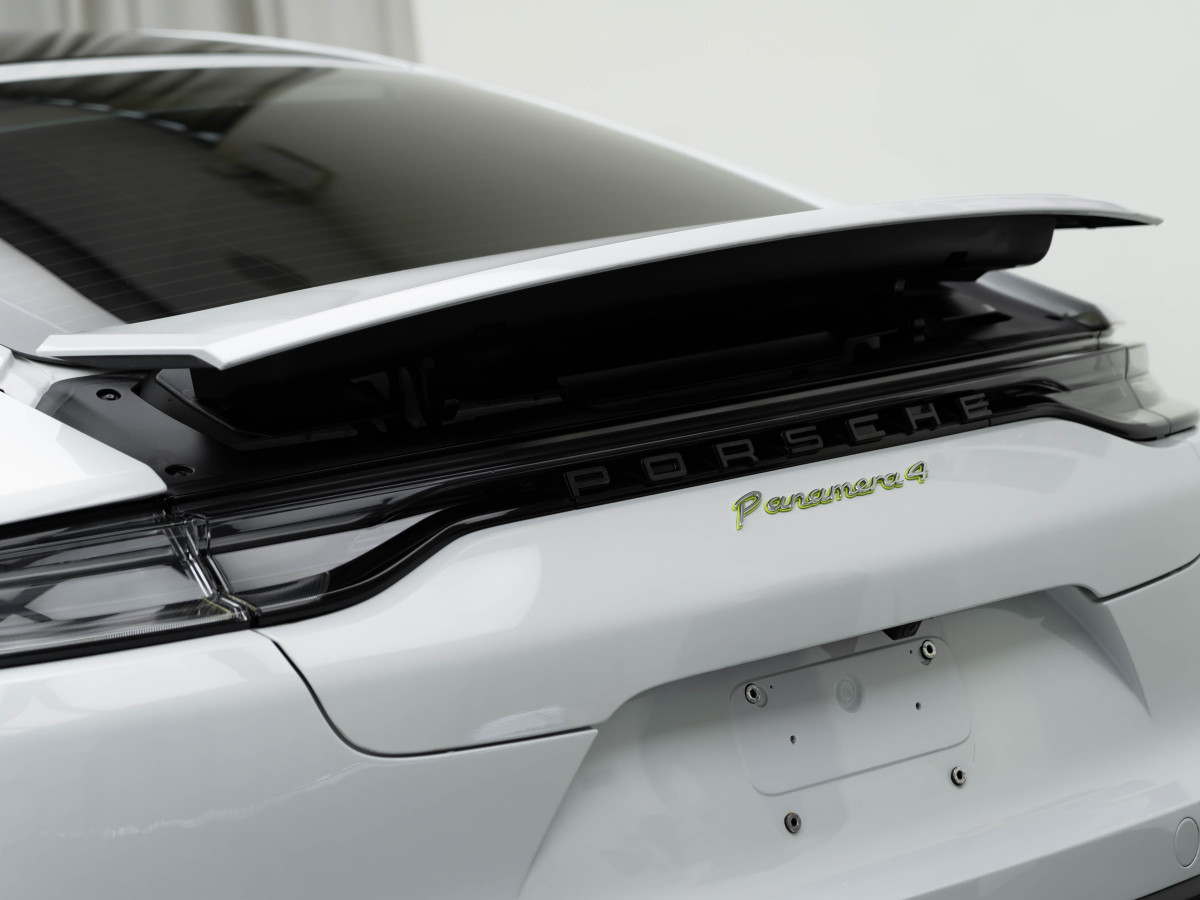 保時(shí)捷 Panamera新能源  2022款 Panamera 4 E-Hybrid 2.9T圖片