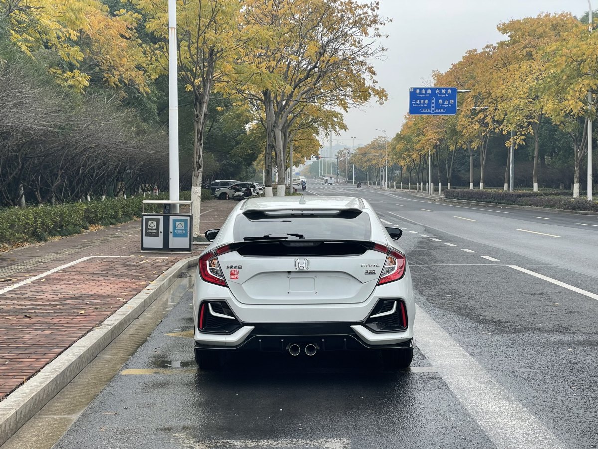 本田 思域  2021款 HATCHBACK 220TURBO CVT新銳控圖片