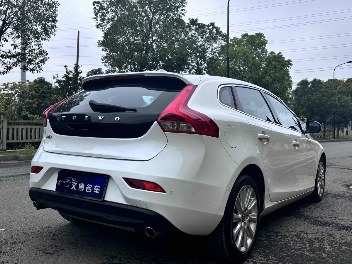 沃爾沃 V40  2014款 2.0T 智雅版圖片