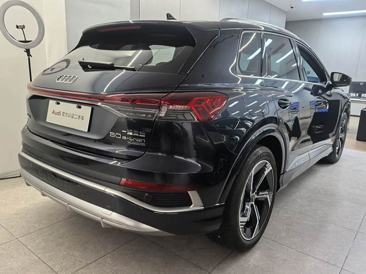 2023年10月奧迪 奧迪Q4 e-tron  2023款 50 e-tron quattro 創(chuàng)境版