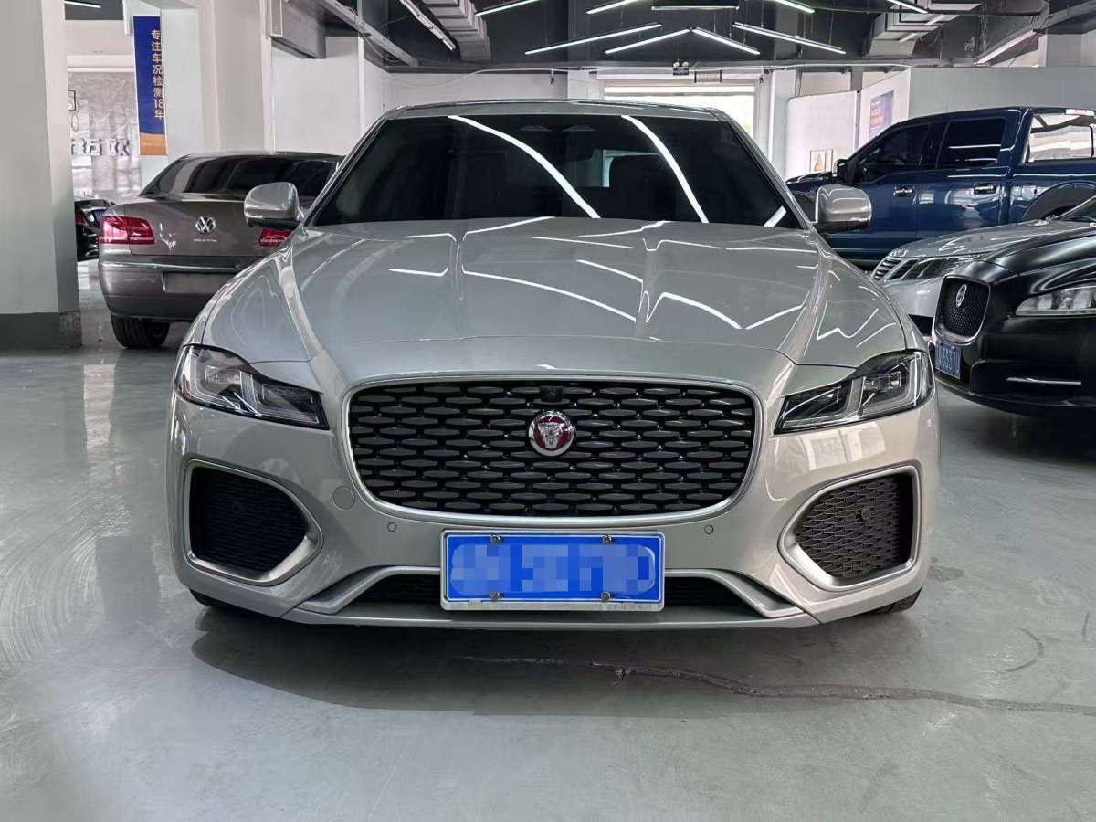 捷豹 XFL  2024款 2.0T P250 兩驅(qū)尊享豪華版圖片