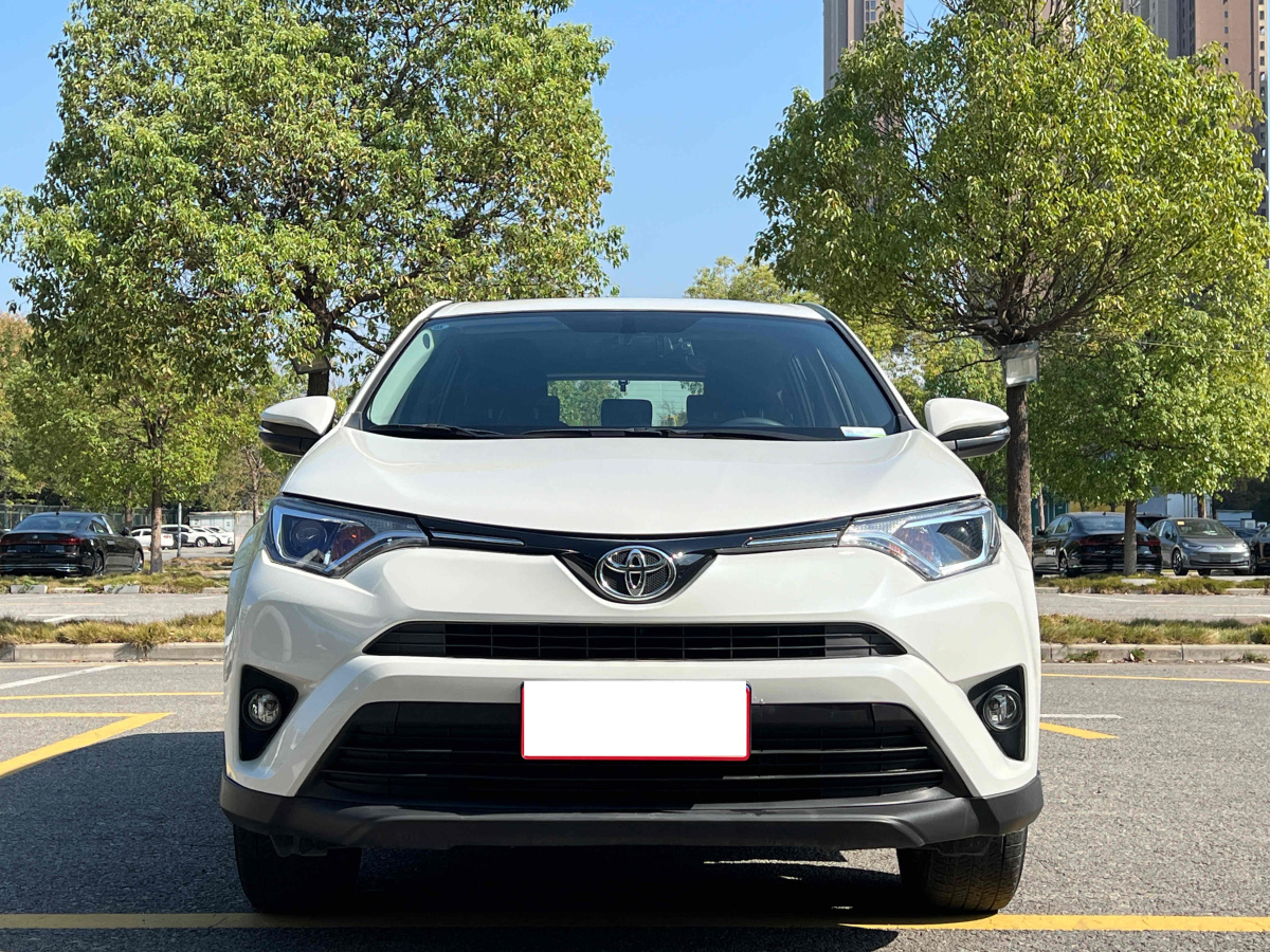 豐田 RAV4  2019款 榮放 2.0L CVT兩驅(qū)先鋒版圖片