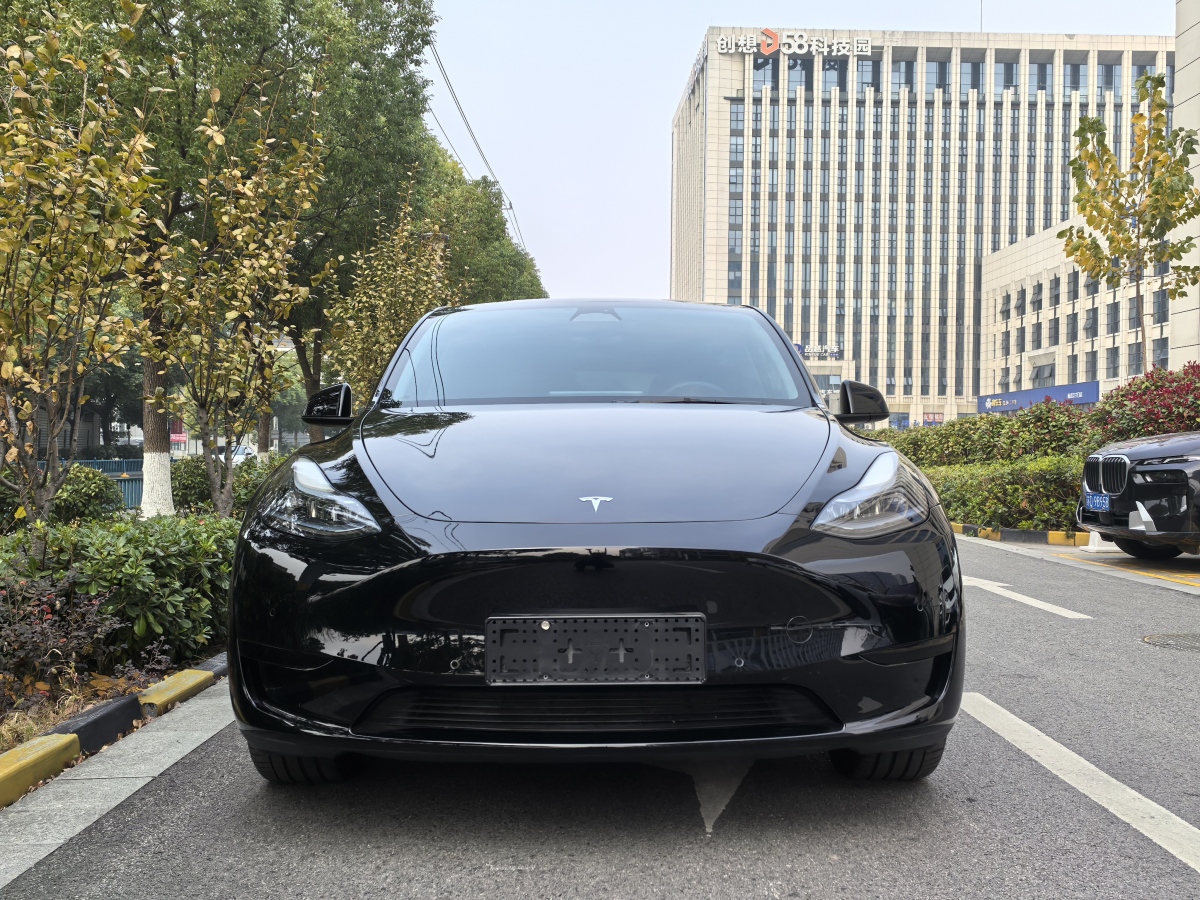 特斯拉 Model 3  2023款 煥新版 后輪驅(qū)動圖片