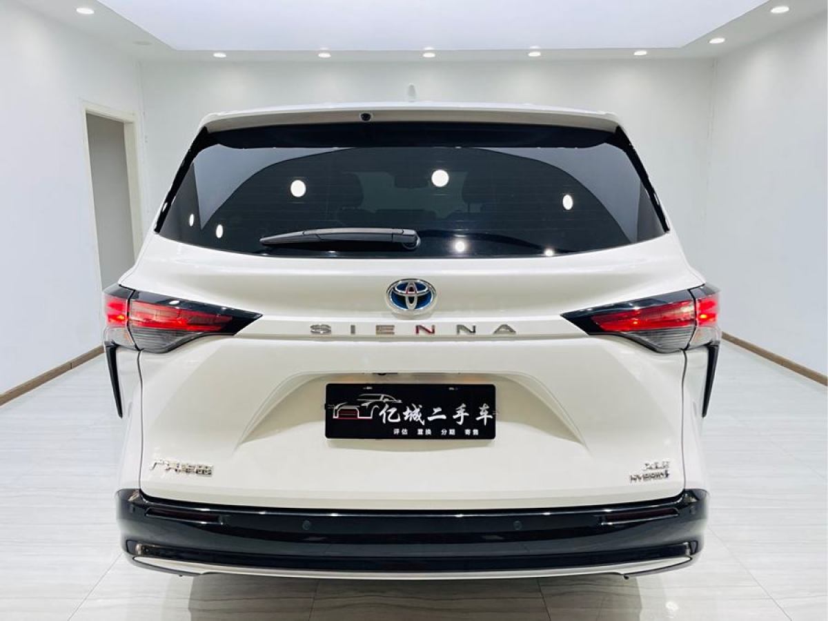 丰田 赛那SIENNA  2023款 2.5L混动 豪华版图片