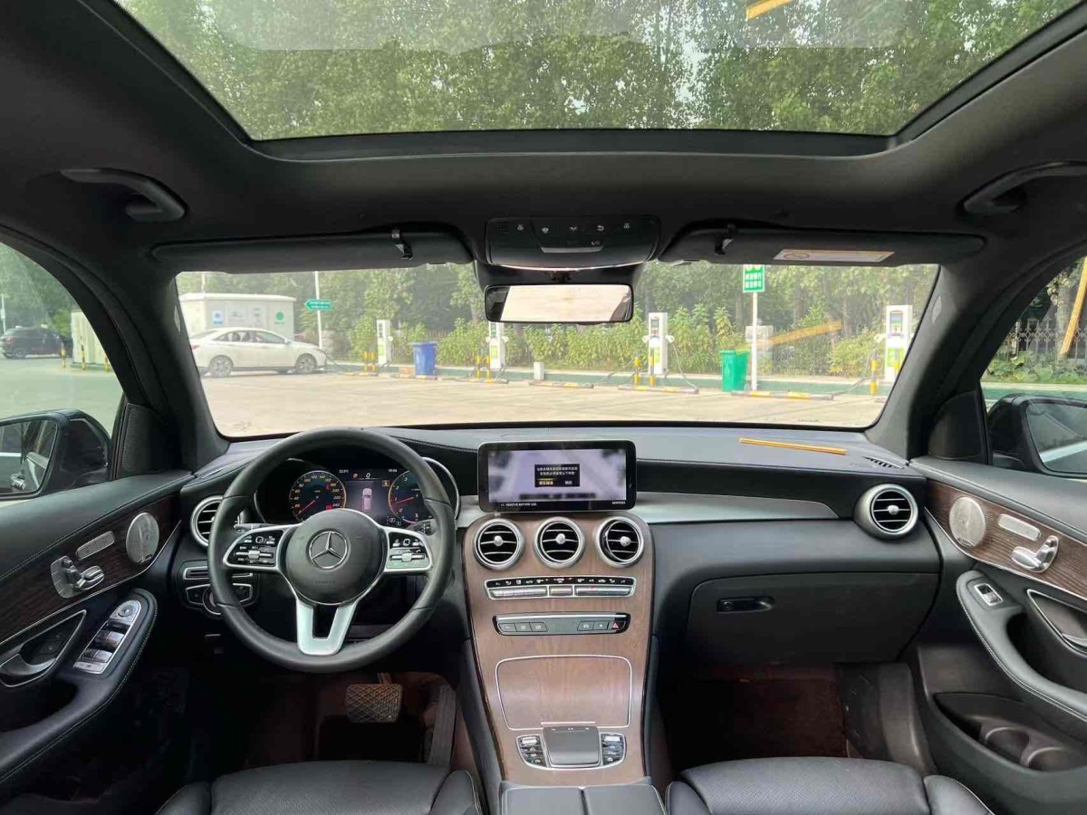 奔驰 奔驰GLC  2022款 改款 GLC 300 L 4MATIC 豪华型图片