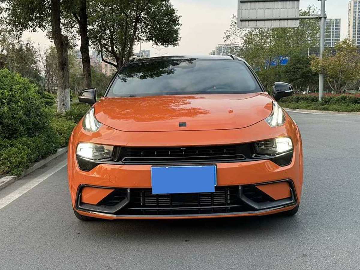 領(lǐng)克 領(lǐng)克02 Hatchback  2021款 2.0TD Halo 駕控套件版圖片