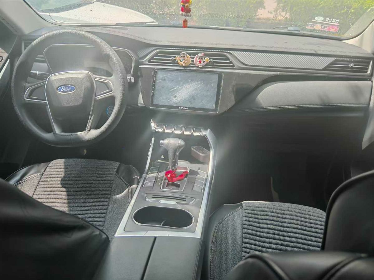 福特 領(lǐng)界  2021款 領(lǐng)界S EcoBoost 145 CVT智領(lǐng)型圖片