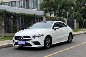 奔馳A級(jí) 奔馳 改款 A 180 L 運(yùn)動(dòng)轎車(chē)