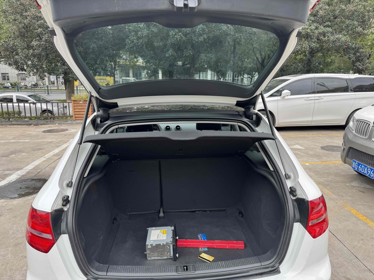 奧迪 奧迪A3  2012款 Sportback 1.4T 豪華型圖片