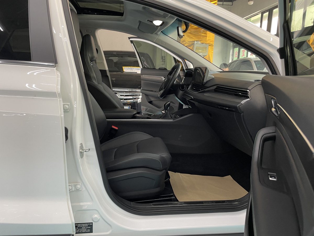 吉利 帝豪S  2021款 1.4T 手动舒适型图片