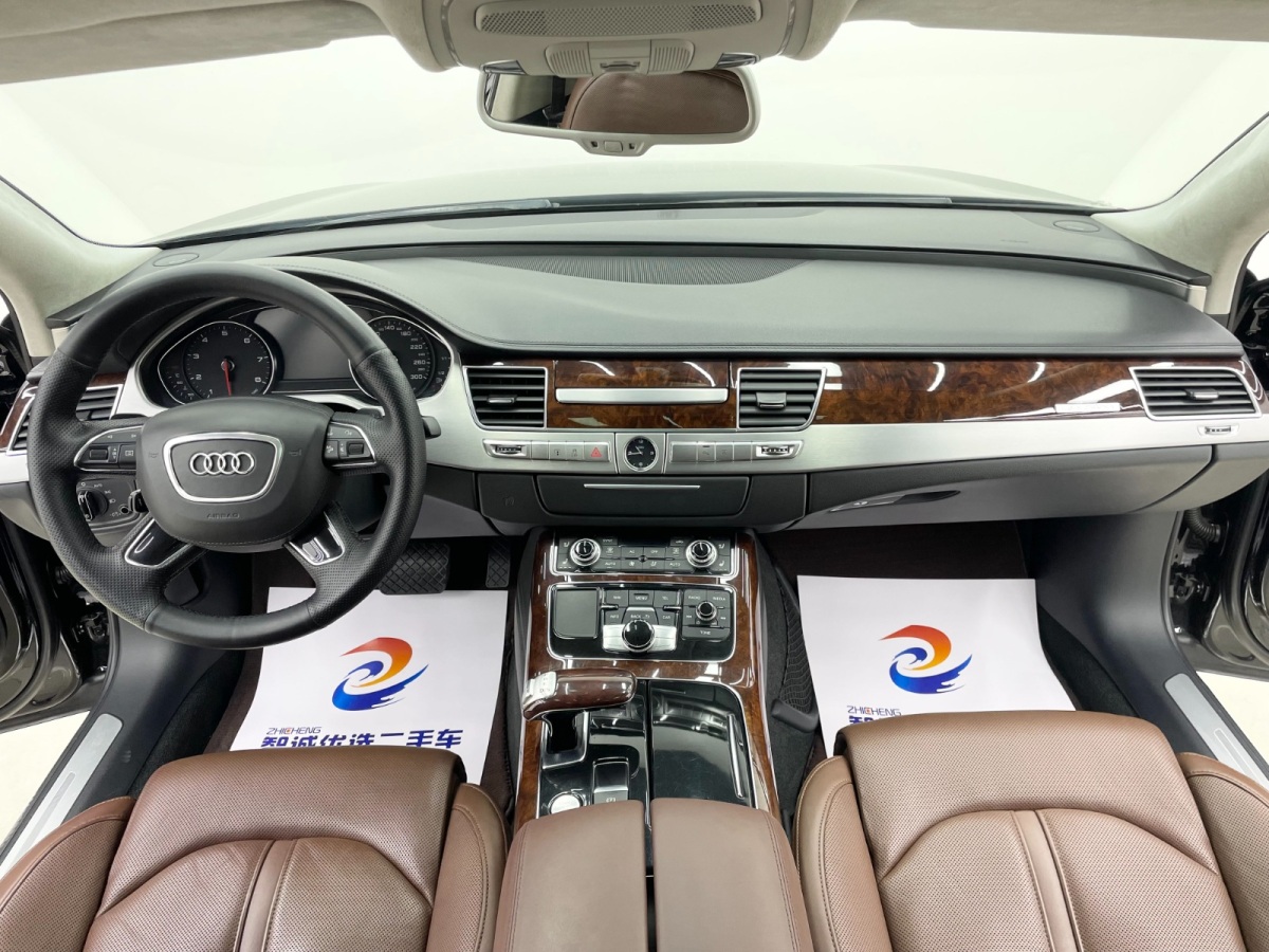 奧迪 奧迪A8  2011款 A8L 3.0 TFSI quattro尊貴型(245kW)圖片