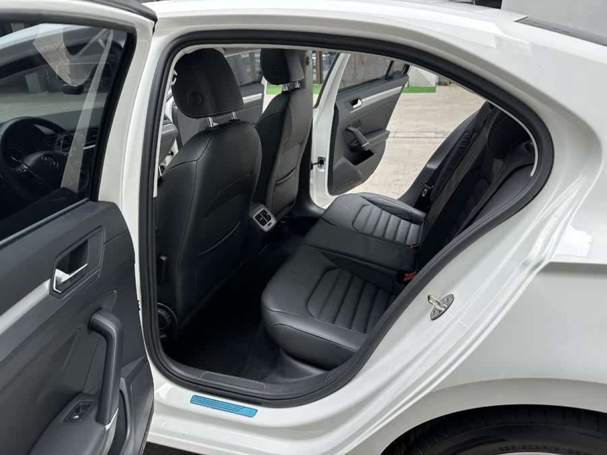 大眾 凌渡  2015款 280TSI DSG舒適版圖片