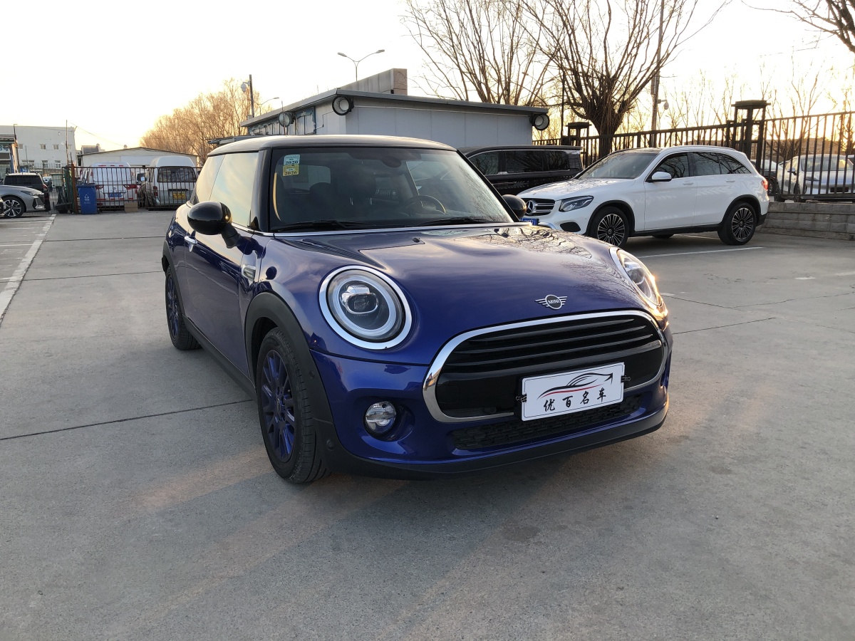 MINI COUNTRYMAN  2018款 1.5T COOPER 經(jīng)典派圖片