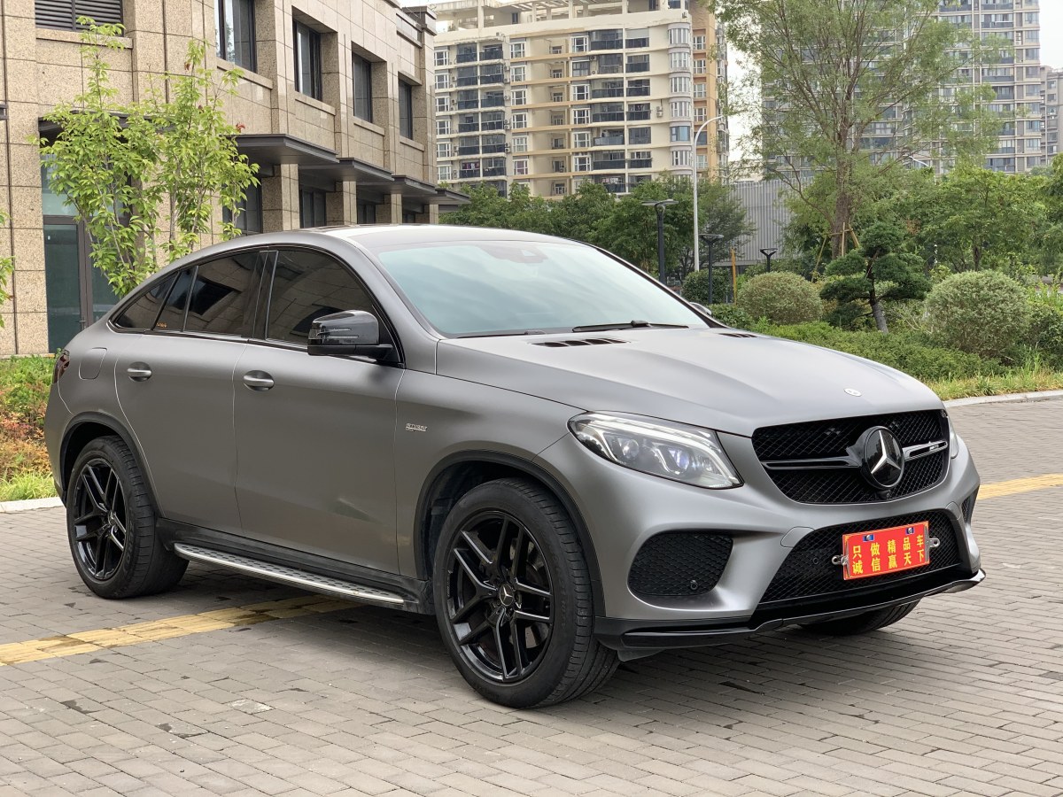 2018年9月奔馳 奔馳GLE轎跑 AMG  2018款 AMG GLE 43 4MATIC 轎跑SUV 幻橙特別版