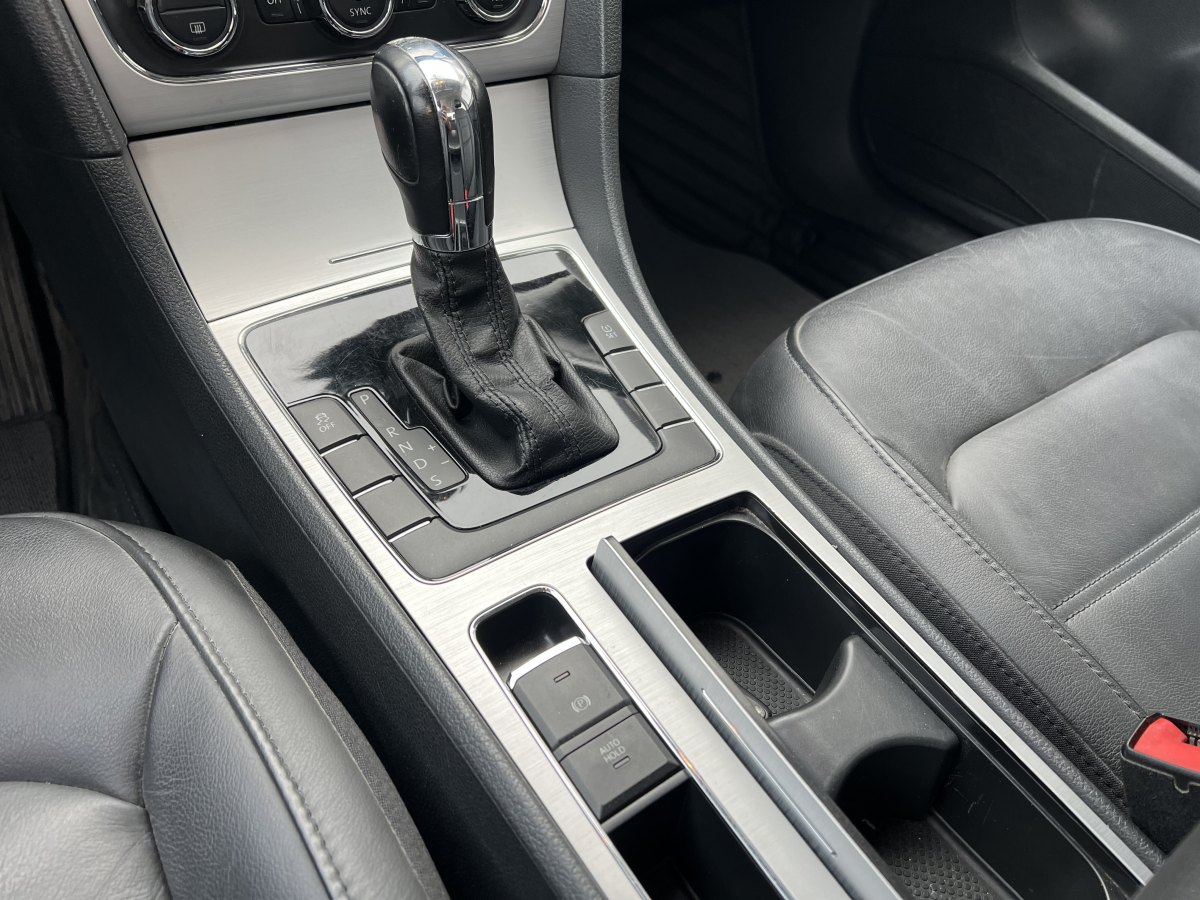 大眾 帕薩特  2011款 1.8TSI DSG尊榮版圖片