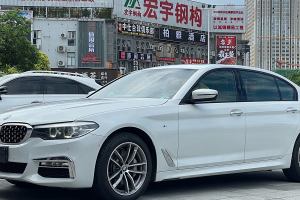 宝马5系 宝马 530Li xDrive M运动套装