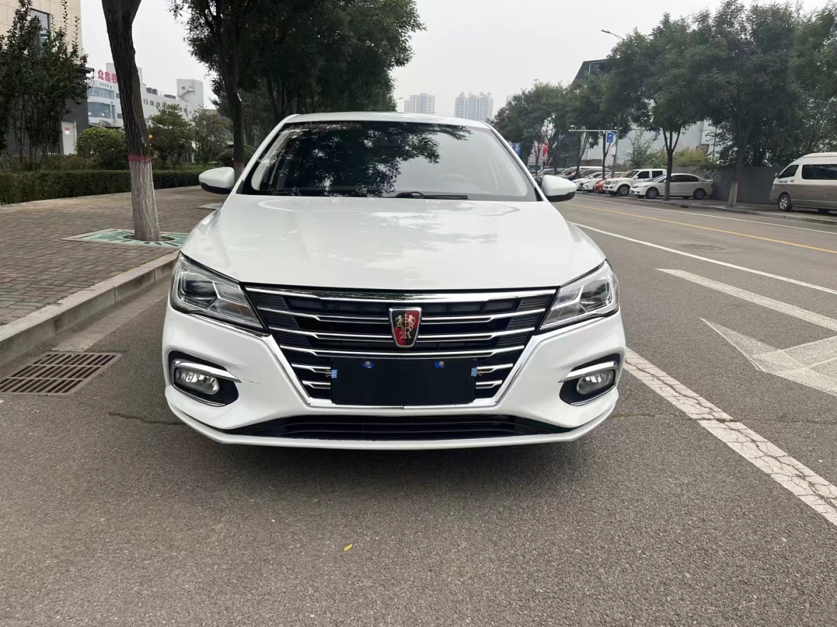 榮威 i5  2019款 1.5L 自動(dòng)4G互聯(lián)領(lǐng)豪版圖片