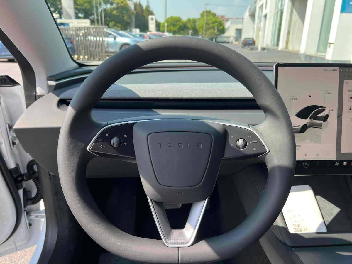 特斯拉 Model Y  2023款 煥新版 后輪驅(qū)動圖片